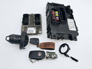 komplet, zestaw: komputer, kluczyk, centralka BSI Fiat Grande Punto 1,4 typ: IAW 5SF3.M2 51827440 
