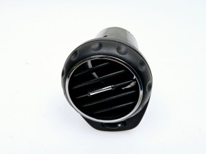 wlot, kratka wlotu powietrza dyfuzor nawiew  Alfa 147 