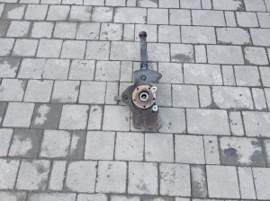 zwrotnica prawa przednia Alfa Romeo 156