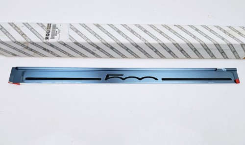 listwa progowa, nakładka progu prawa Fiat 500 -  nowa  735504060