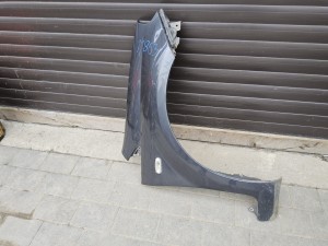 błotnik przedni prawy Fiat Grande Punto Evo  grafitowy