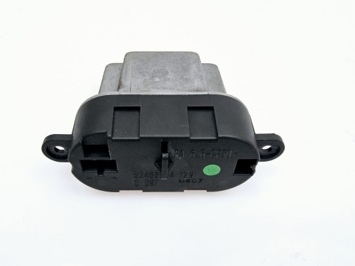 opornik, rezystor nawiewu, z klimatyzacja Alfa Romeo 147 52466964