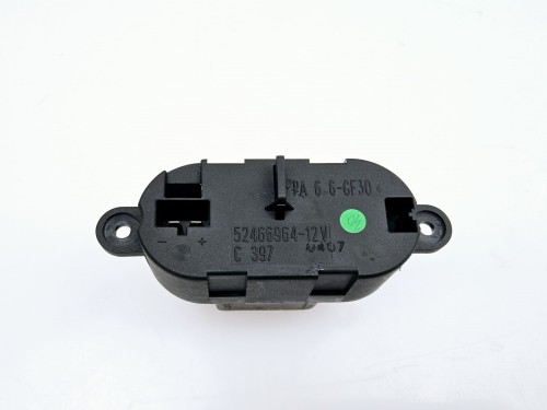opornik, rezystor nawiewu, z klimatyzacja Alfa Romeo 147 52466964