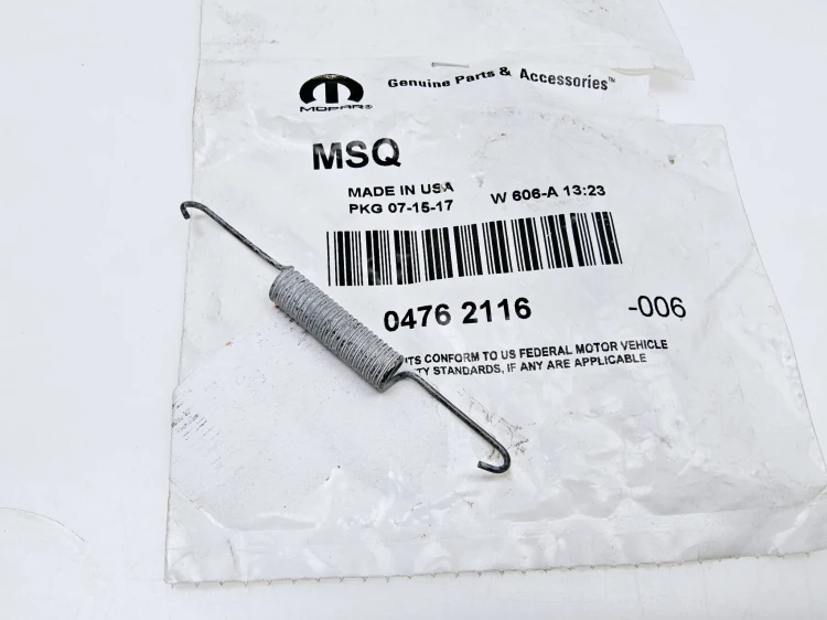 sprężynka regulator hamulca tył  Jeep Dodge Lancia nowa 04762116