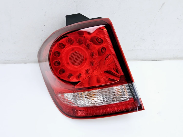 Lampa tylna lewa Fiat Freemont- nowa oryginalna 68078481ad
