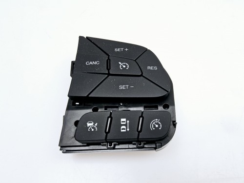 przyciski kierownicy Fiat 500X Tipo- nowe 735687514