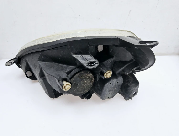 reflektor Fiat Grande Punto prawy