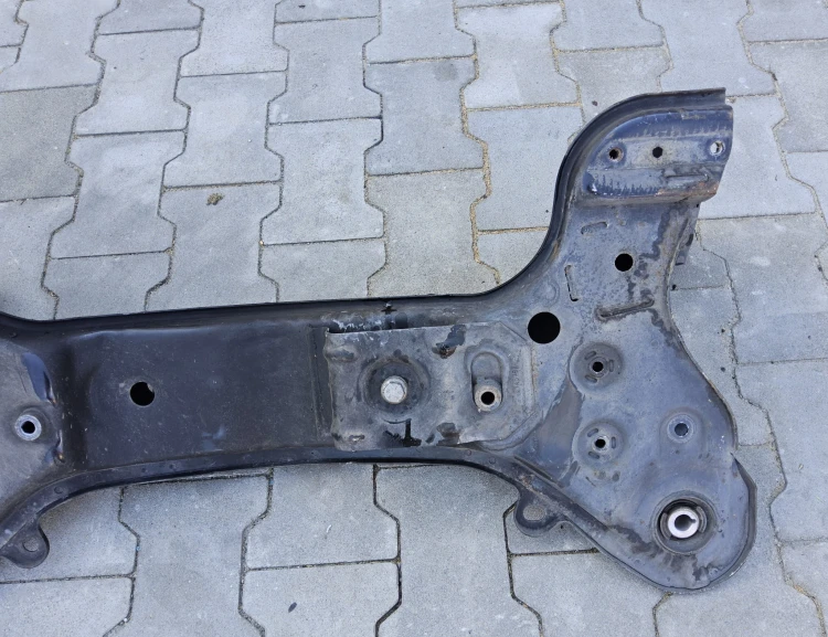Belka zawieszenia przedniego kołyska sanki rama trawersa Fiat Bravo II 1,4 T-jet
