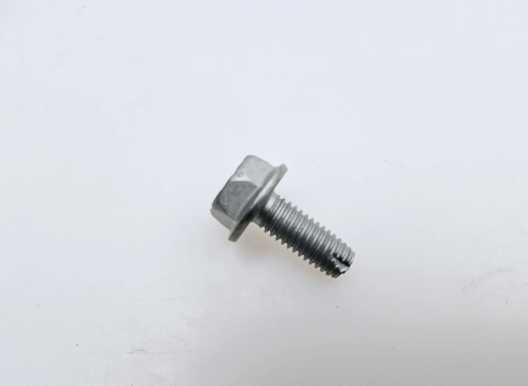 Śruba śruby Fiat Sedici- nowa 71741575