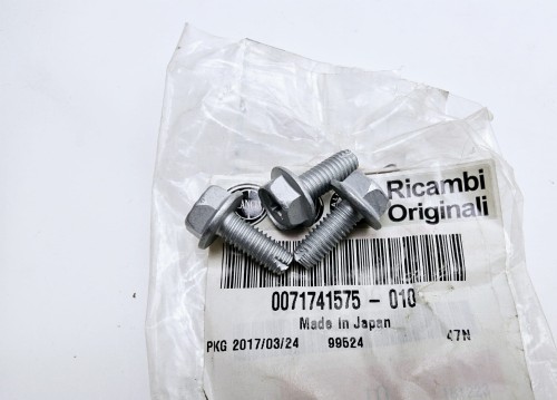 Śruba śruby Fiat Sedici- nowa 71741575
