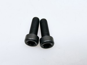 Śruba koła zamachowego Fiat Alfa Lancia nowa 55225431