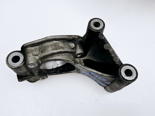 wspornik, łapa, podstawa, podpora półosi  Lancia Delta 55234761