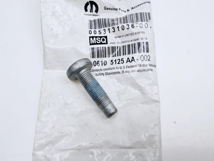 Śruba pasa bezpieczeństwa Jeep Wrangler  nowa 06105125aa