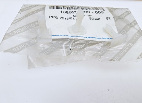 spinka sworzeń kratki chłodnicy  Fiat Ducato  - nowa 1388254080