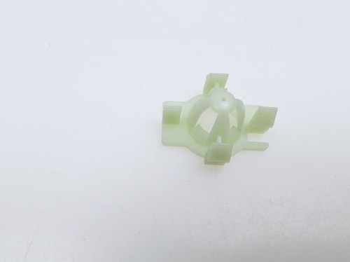 mocowanie reflektora Jeep Grand Cherokee   - nowa  05012685aa