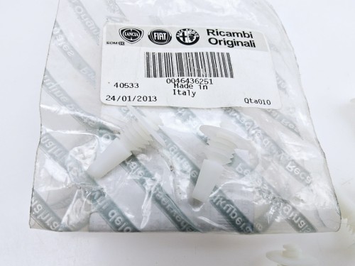 spinka przycisk mocowania szyby Alfa Lancia Fiat   - nowa 46436251