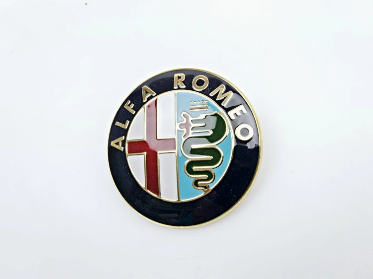 znaczek przód Alfa Romeo 147