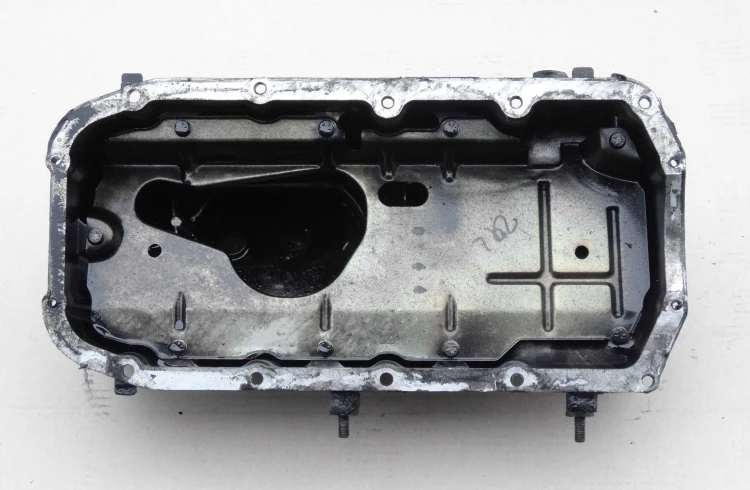 miska olejowa Fiat Alfa 1,9 JTD2.JPG