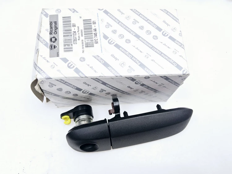 Klamka zewnętrzna prawa Fiat Panda 2 - nowa 735371234