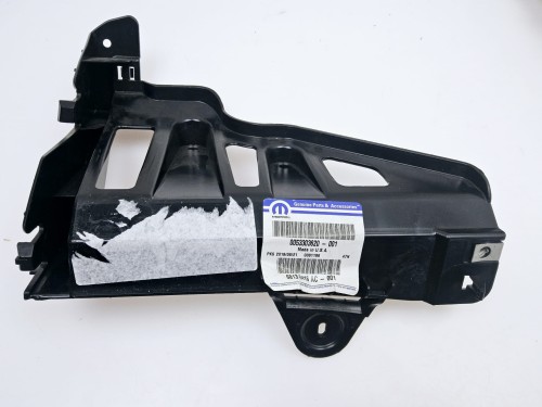 ślizg zderzaka prawy tył Jeep Cherokee - nowa 68138416ac