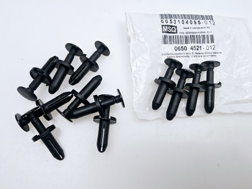 sworzeń kołek  Jeep Fiat Dodge nowa  06504521