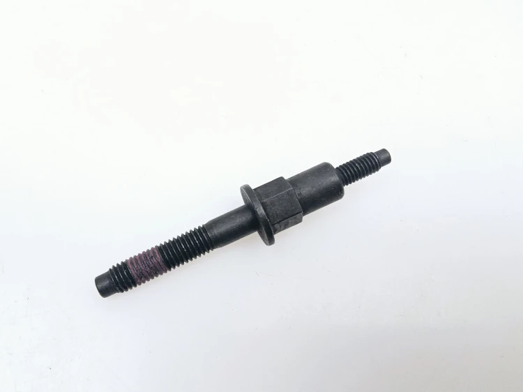 śruba mocowania kolektora wydechowego Jeep Grand Cherokee nowa 06508220aa