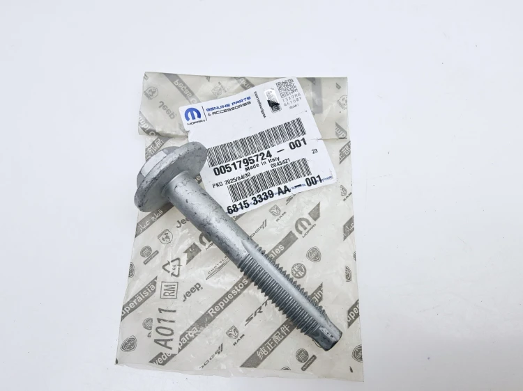 śruba  zawieszenia tylnego  Alfa Romeo 159 nowa 51795724