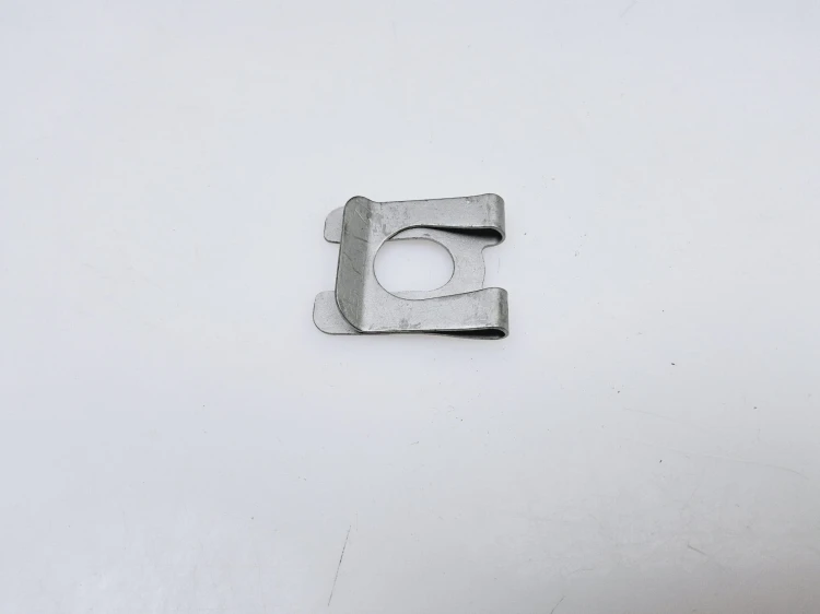 spinka osłony termicznej Fiat Grande Punto11064374