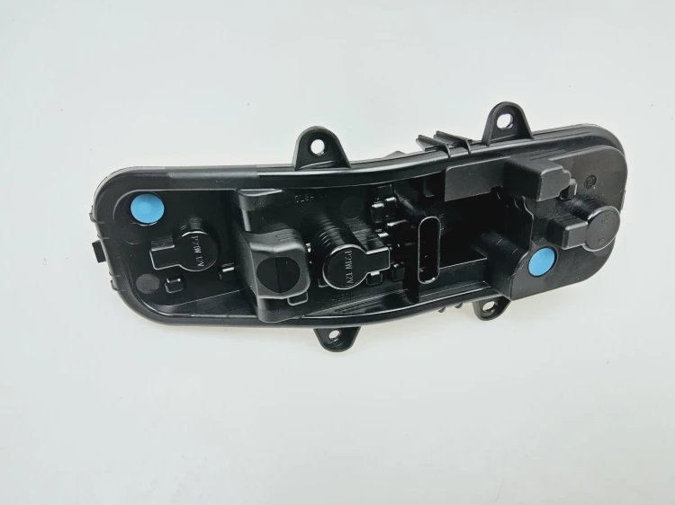 wkład lampy  tył   Fiat 500X - nowy 77367351