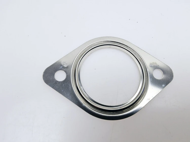 Uszczelka katalizatora rury wydechowej Fiat Lancia nowa 55194844