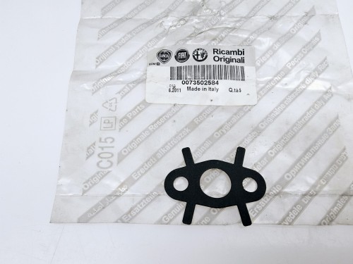 Uszczelka podstawy pompy oleju Alfa Fiat 1,3 mjtd- nowa 73502584