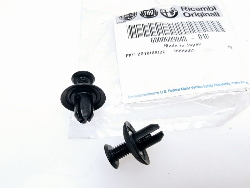 Spinka atrapy Fiat Fullback - nowa 6000609848