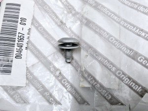 śruby śruba Fiat Alfa Lancia  nowa 46401657