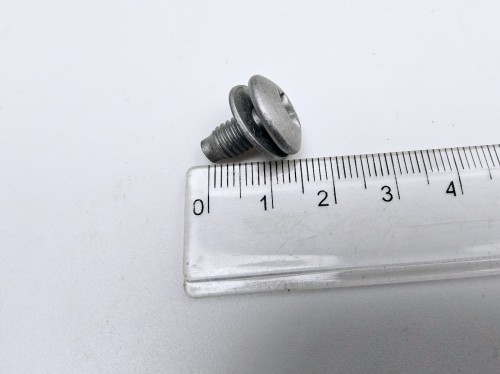 śruby śruba Fiat Alfa Lancia  nowa 46401657