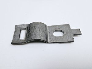 Wspornik klamra  Jeep  - nowa 04656940aa