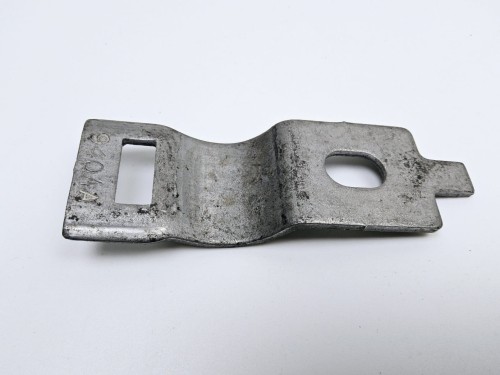 Wspornik klamra  Jeep  - nowa 04656940aa