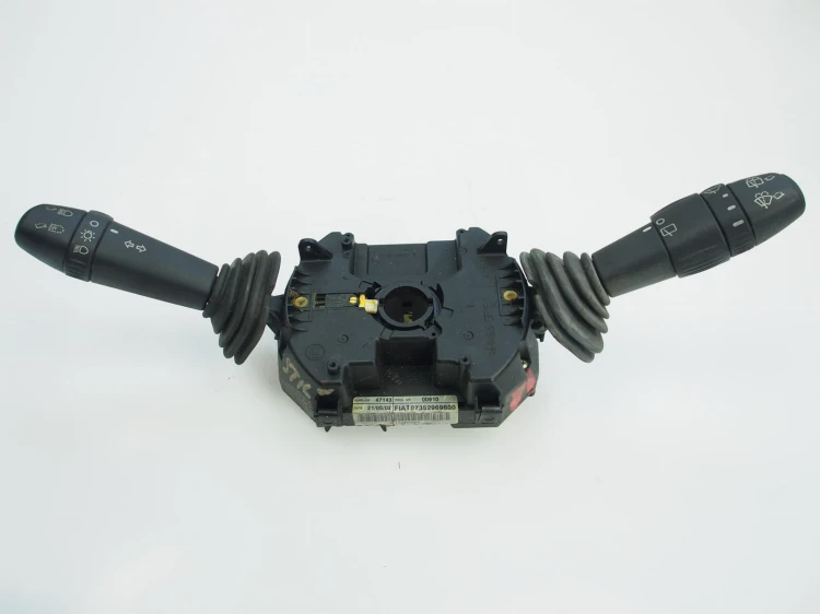 przełącznik zespolony Fiat Stilo 07352969600 1.jpg