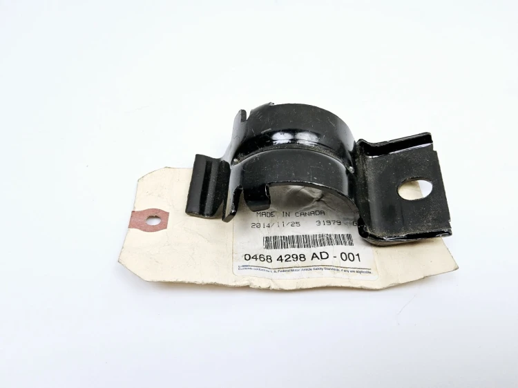 obejma stabilizatora  Dodge Chrysler  nowa 04684298ad