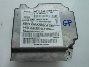 Czujnik sensor airbag Fiat Grande Punto 51838067