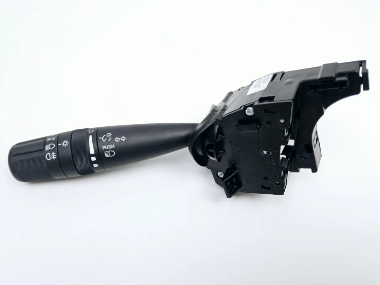 przełącznik świateł Jeep Compass Wrangler- nowy  05183946af