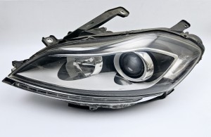 lampa przednia, reflektor Lancia Delta III lewa 51824830