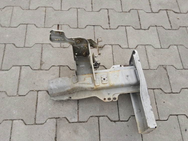 Lewa przednia ćwiartka Fiat Doblo 2010-2015