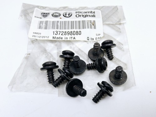 Śruba z podkładką wkręt osłony dolnej silnika Fiat Ducato  1372898080