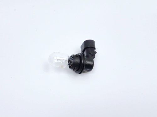 oprawka żarówki lampy przeciwmgielnej Fiat 500Lift
