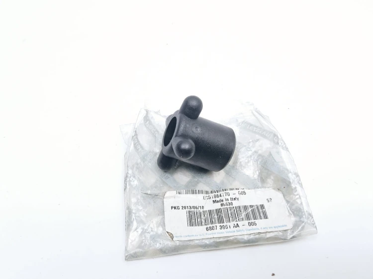 Nakrętka  koła zapasowego Fiat Ducato    51864770