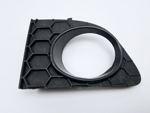 kratka zderzaka  prawa Fiat Punto Evo 735500138