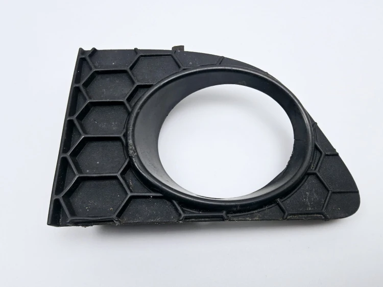 kratka zderzaka  prawa Fiat Punto Evo 735500138