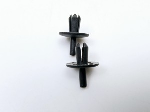 kołek przycisk poszycia drzwi Fiat Scudo Ulysse - nowe  9621837480
