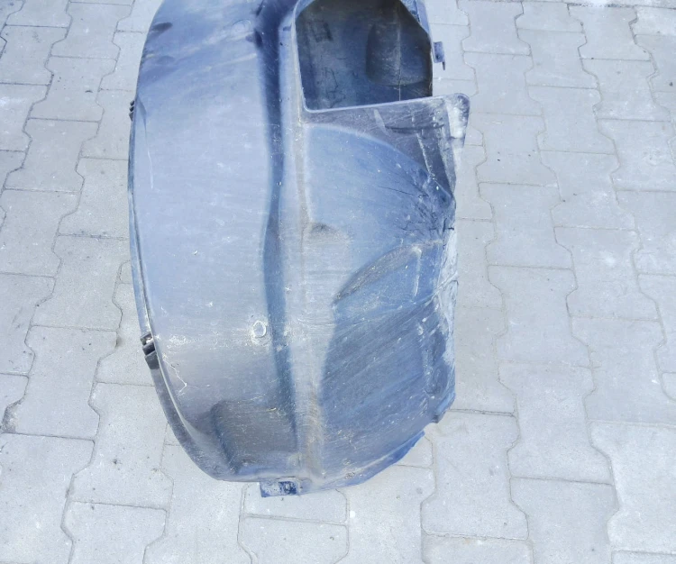 895.jpg