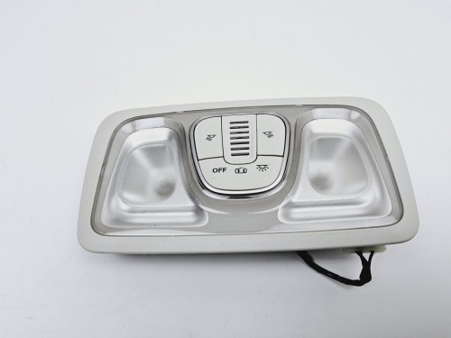 lampka wnętrza Fiat 500L